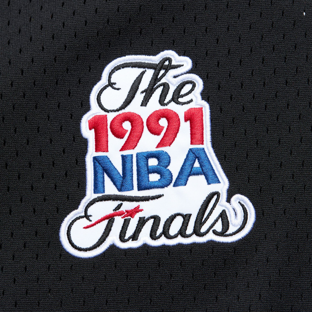 Chicago Bulls Mitchell & Ness Fashion Mesh V-Neck Vintage Logo