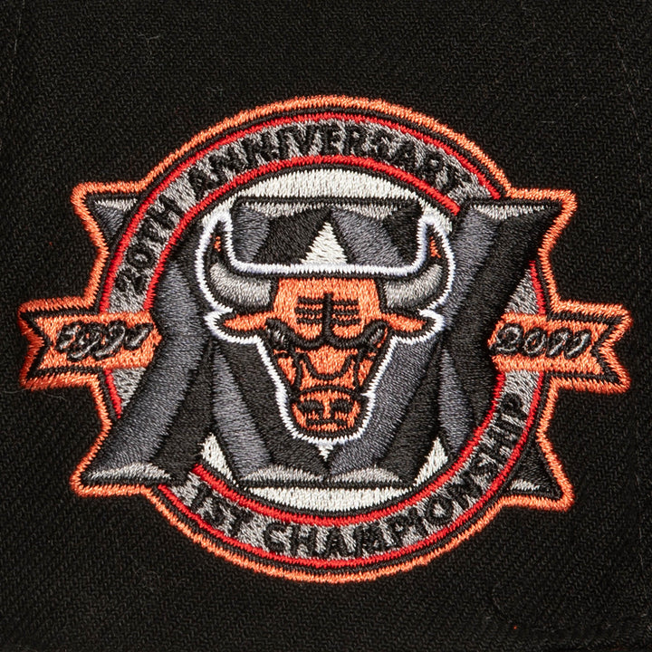 Chicago Bulls Mitchell & Ness Core VI Snapback Hat - Black - NBA