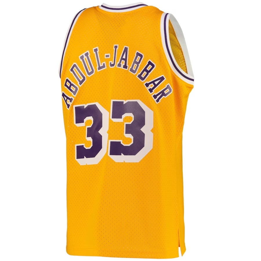 Los Angeles Lakers Mitchell & Ness Kareem Abdul-Jabbar #33 Road Swingman Jersey 1984-85 - Light Gold