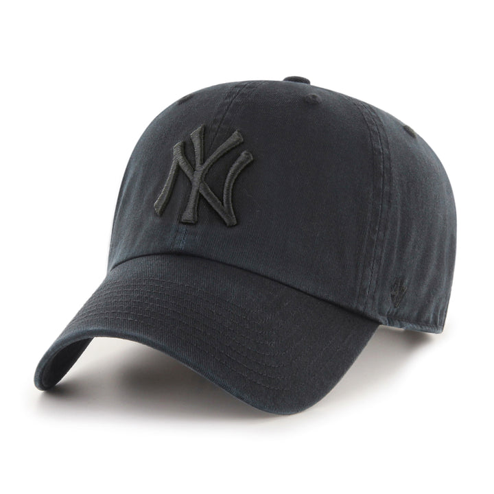 New York Yankees 47 Brand All Black Clean Up Adjustable Dad Hat
