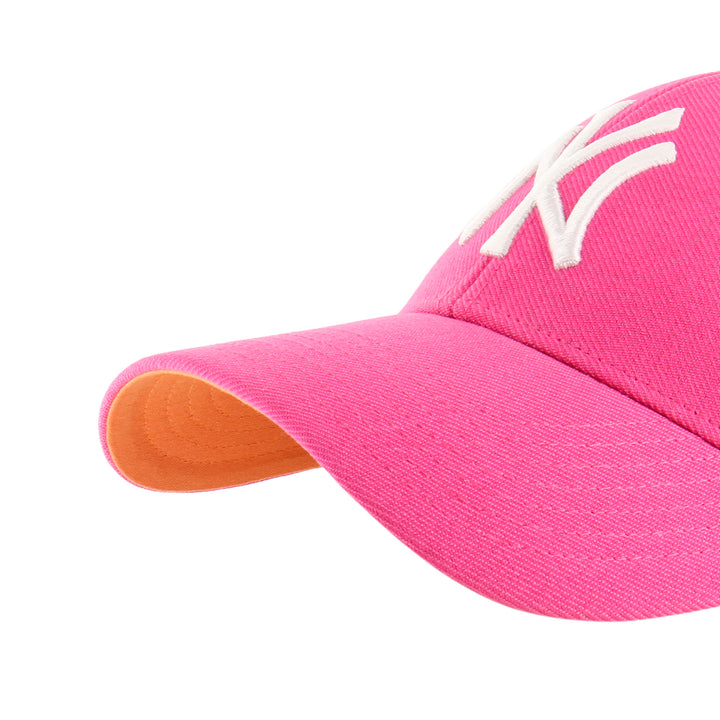 New York Yankees 47 Brand Bcptn World S Magenta Sure Shot Snapback Mvp Magenta