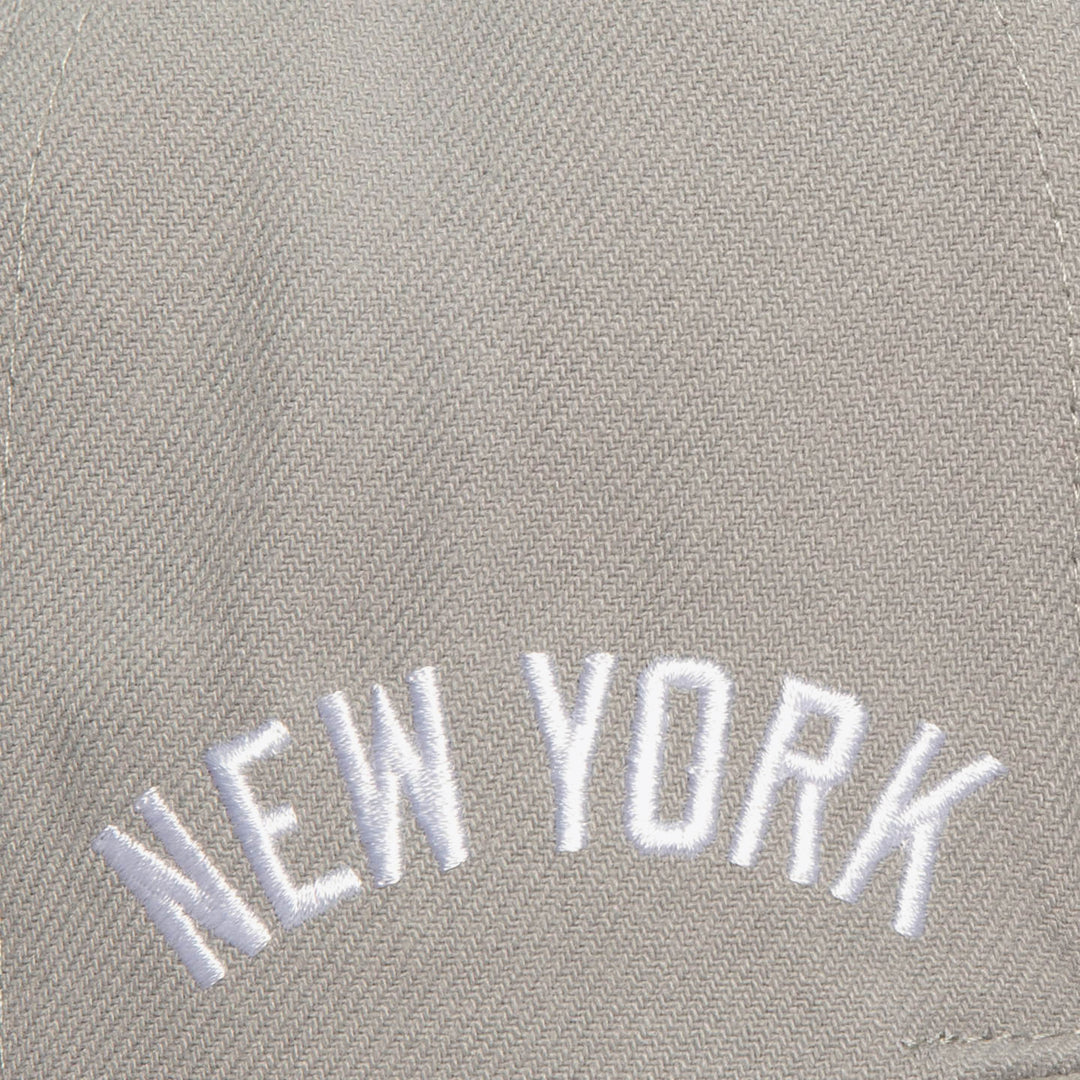 New York Yankees Mitchell & Ness MLB Evergreen Grey White Snapback Yankees