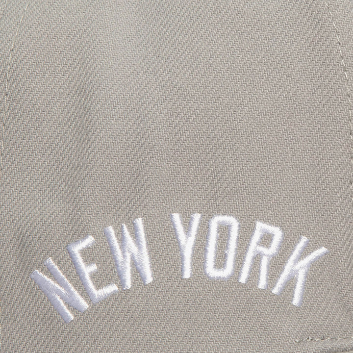 New York Yankees Mitchell & Ness MLB Evergreen Grey White Snapback Yankees