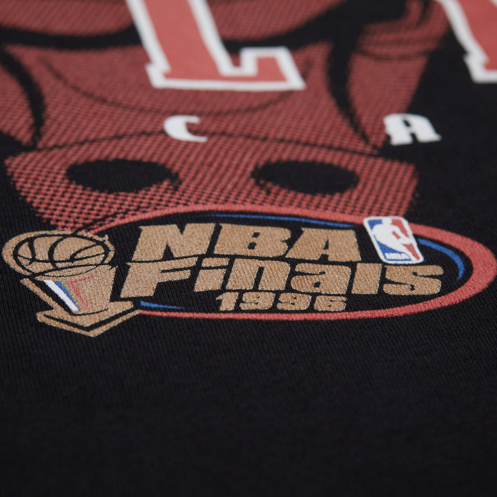 Chicago Bulls Mitchell & Ness NBA Shot Clock Tee Bulls — product image 4