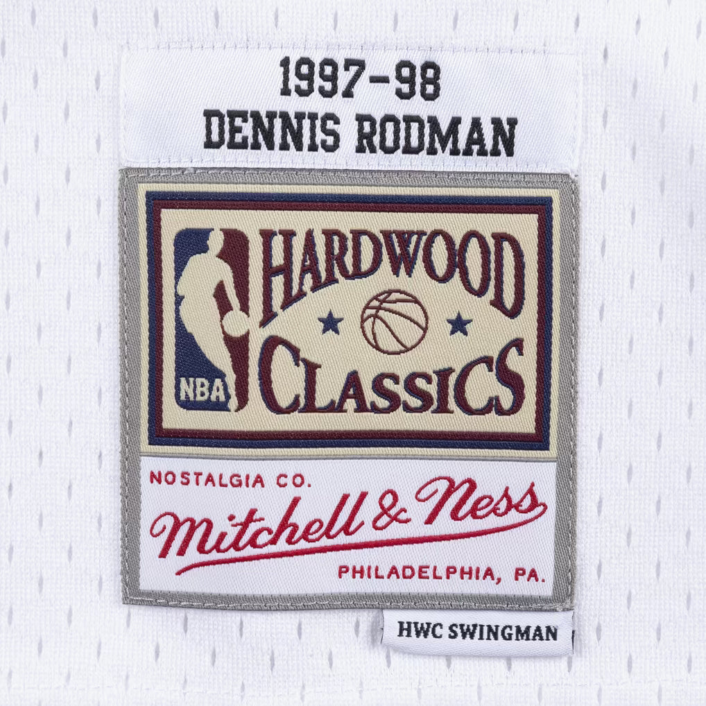 Chicago Bulls Mitchell & Ness Dennis Rodman 1997-98 White Swingman Jersey — product image 3
