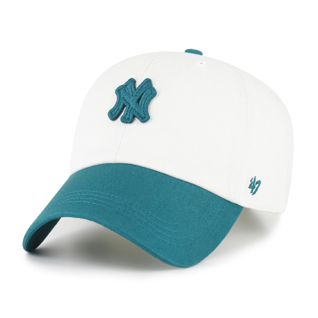 New York Yankees 47 Brand Two-Tone Clean Up Adjustable Hat — Sandstone — front product view