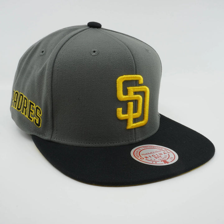 San Diego Padres Mitchell & Ness MLB Storm Front Grey Black Yellow Snapback Hat