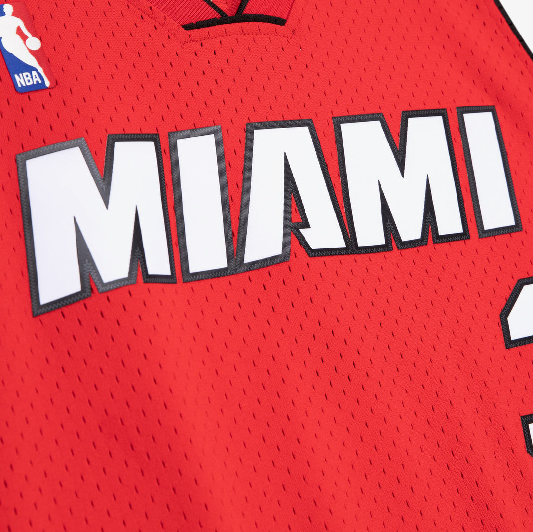 Miami Heat Mitchell & Ness Dwyane Wade #3 Alternate 2005-06 Hardwood Classics Swingman Jersey